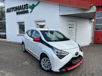 Gebraucht Toyota Aygo X-play 72 PS (52 kW) 2020 Weiß Kleinwagen