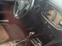 Gebraucht Opel Insignia Dynamic 165 PS (121 kW) 2017 Grün Kombi