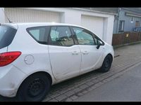 Gebraucht Opel Meriva Active 101 PS (74 kW) 2014 Weiß Van / Kleinbus