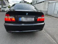 Gebraucht BMW 320 150 PS (110 kW) 2004 Schwarz Limousine