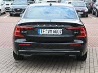 Gebraucht Volvo S60 Plus 197 PS (144 kW) 2023 Onyx black / metallic Limousine