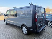 Gebraucht Opel Vivaro 125 PS (91 kW) 2017 Grau Van / Kleinbus