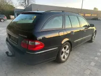Gebraucht Mercedes E200 Elegance 184 PS (135 kW) 2008 Schwarz Limousine