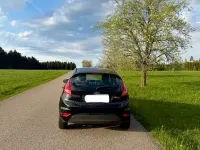 Gebraucht Ford Fiesta Trend 82 PS (60 kW) 2012 Schwarz Limousine