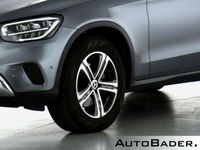 Gebraucht Mercedes GLC220 Exclusive 194 PS (142 kW) 2022 992 lack selenitgrau (metallic) SUV