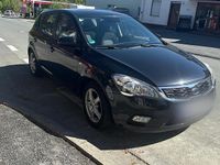 Gebraucht Kia Ceed 109 PS (80 kW) 2009 Schwarz Kleinwagen