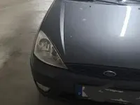 Brugt Ford Focus Ghia 101 HK (74 kW) 2002 Grå Sedan