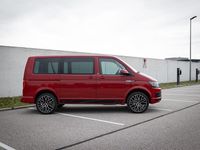 Gebraucht VW T6 150 PS (110 kW) 2016 Rot Van