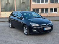 Gebraucht Opel Astra 125 PS (91 kW) 2011 Schwarz Kombi