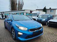 Gebraucht Kia Ceed 140 PS (102 kW) 2019 Blau Kleinwagen