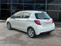 Gebraucht Toyota Yaris Hybrid Lounge 101 PS (74 kW) 2016 Kleinwagen
