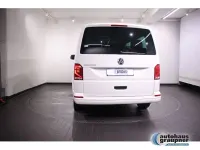Gebraucht VW Multivan Family 150 PS (110 kW) 2022 Weiss / candy weiss Van / Kleinbus