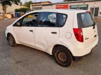 Gebraucht Mitsubishi Colt Inform 95 PS (69 kW) 2009 Porcelain white Kleinwagen