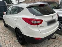 Gebraucht Hyundai ix35 136 PS (100 kW) 2014 Weiß SUV