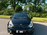 Gebraucht Kia Rio 95 PS (69 kW) 2016 Schwarz Kleinwagen