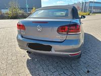 Gebraucht VW Golf Cabriolet 140 PS (102 kW) 2012 Braun Cabrio