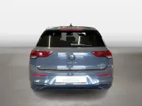 Gebraucht VW Golf VIII Life 131 PS (96 kW) 2023 Delfingrau Limousine