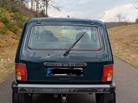 Gebraucht Lada niva 83 PS (61 kW) 2010 Grün SUV