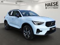 Neu Volvo XC40 Plus 163 PS (119 kW) 2026 Blau SUV
