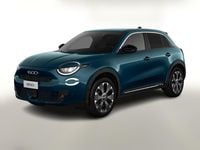 Neu Fiat 600 La Prima 145 PS (106 kW) 2025 Mare grün metallic SUV