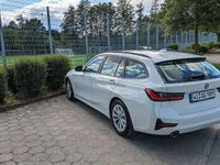 Gebraucht BMW 330 Advantage 265 PS (194 kW) 2020 Weiß Kombi