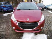 Gebraucht Peugeot 208 Active 95 PS (69 kW) 2012 Rot erythree/metallic Kleinwagen