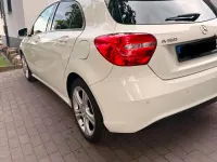 Gebraucht Mercedes A180 122 PS (89 kW) 2013 Weiß Limousine
