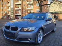 Gebraucht BMW 320 177 PS (130 kW) 2009 Grau Kombi