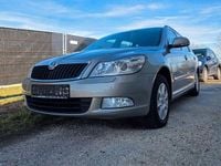 Gebraucht Skoda Octavia Elegance 105 PS (77 kW) 2011 Beige Kombi