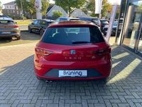 Gebraucht Seat Leon FR 150 PS (110 kW) 2017 Desire red (rot) Limousine