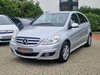 Gebraucht Mercedes B180 116 PS (85 kW) 2010 Silber Van / Kleinbus