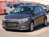 Gebraucht Hyundai i20 75 PS (55 kW) 2015 Limousine