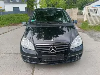 Gebraucht Mercedes A180 109 PS (80 kW) 2012 Schwarz Kleinwagen