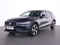 Gebraucht Volvo V60 CC Plus 197 PS (144 kW) 2023 Andere farbe Kombi