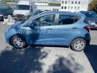 Gebraucht Hyundai i10 Trend 87 PS (63 kW) 2017 Aqua sparkling / met Kleinwagen
