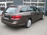 Gebraucht Mercedes E350 306 PS (225 kW) 2013 Braun Kombi