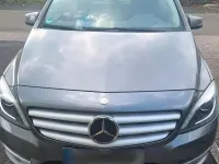 Gebraucht Mercedes B180 122 PS (89 kW) 2012 Grau Kleinwagen