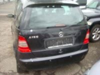 Gebraucht Mercedes A160 Elegance 102 PS (75 kW) 2000 Schwarz Van / Kleinbus