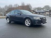 Gebraucht Audi A4 160 PS (117 kW) 2010 Blau Limousine