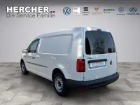 Używany VW Caddy Basis 102 KM (75 kW) 2019 Biały Minivan