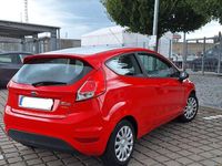 Gebraucht Ford Fiesta 80 PS (58 kW) 2016 Rot Kleinwagen
