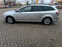 Gebraucht Ford Mondeo 140 PS (102 kW) 2012 Silber Limousine
