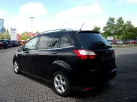 Gebraucht Ford Grand C-Max Titanium 150 PS (110 kW) 2017 Schwarz Van / Kleinbus