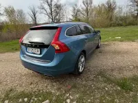 Używany Volvo V60 Summum 280 KM (205 kW) 2013 Niebieski Kombi