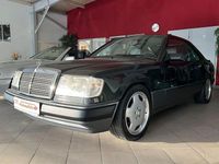 Gebraucht Mercedes E300 179 PS (131 kW) 1992 Schwarz