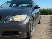 Gebraucht BMW 320 150 PS (110 kW) 2007 Grau Limousine