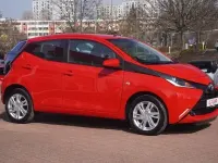 Second-hand Toyota Aygo 69 CP (50 kW) 2016 Roșu Hatchback
