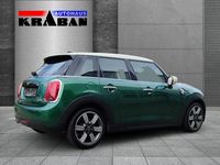 Gebraucht Mini Cooper 136 PS (100 kW) 2020 British racing green iv metallic Kleinwagen