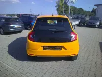 Gebraucht Renault Twingo Zen 65 PS (47 kW) 2021 Mangogelb Kleinwagen