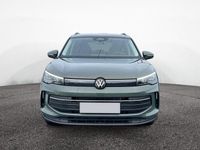 Neu VW Tiguan Life 150 PS (110 kW) 2025 Cipressinogrün SUV